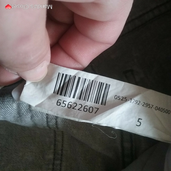 NWT Refuge Denim Distressed Jeans - Picture 16 of 16